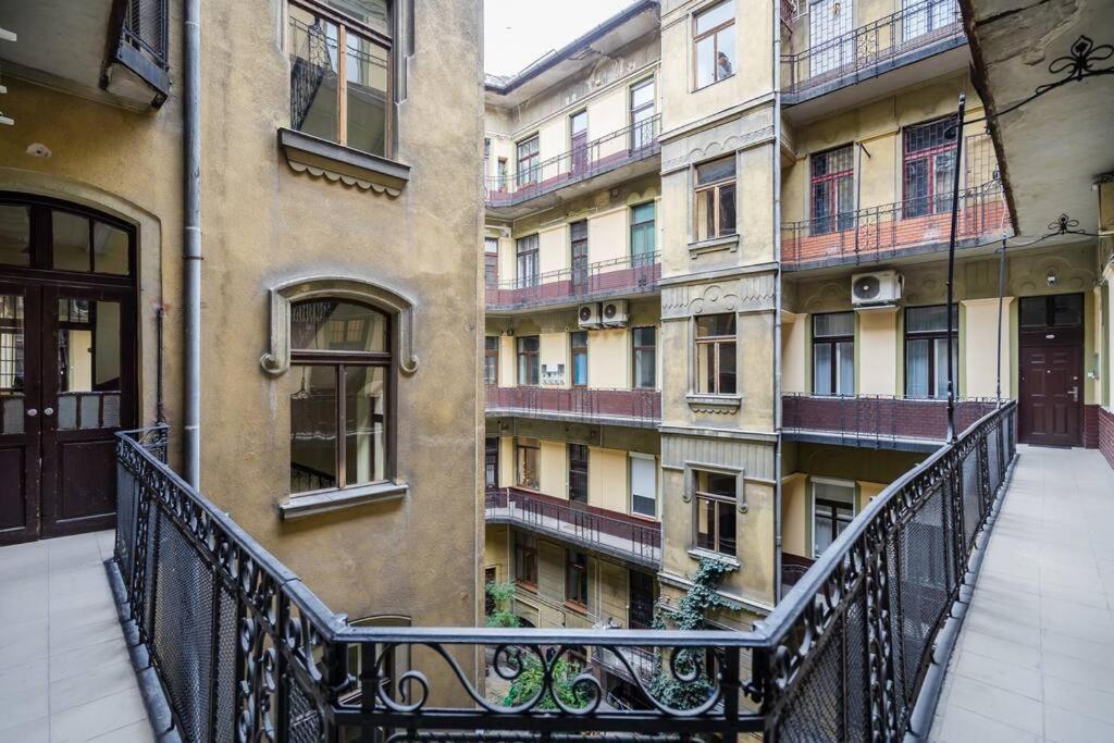 Klauzal Garden City Apartments ブダペスト エクステリア 写真
