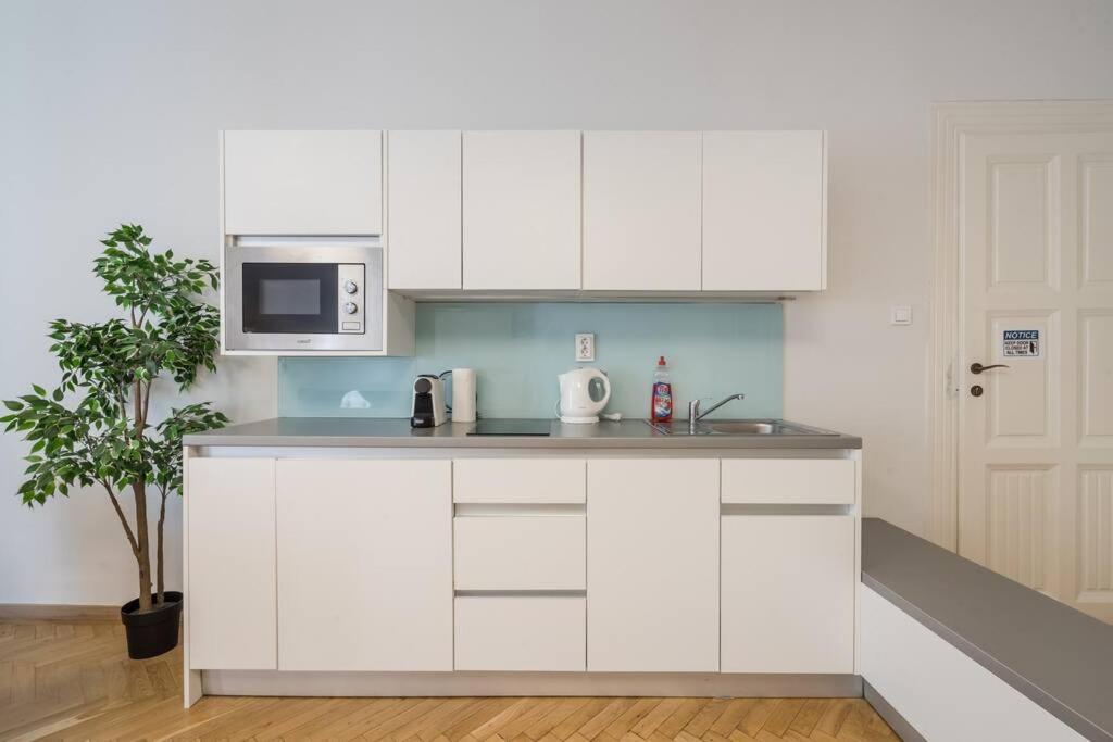 Klauzal Garden City Apartments ブダペスト エクステリア 写真