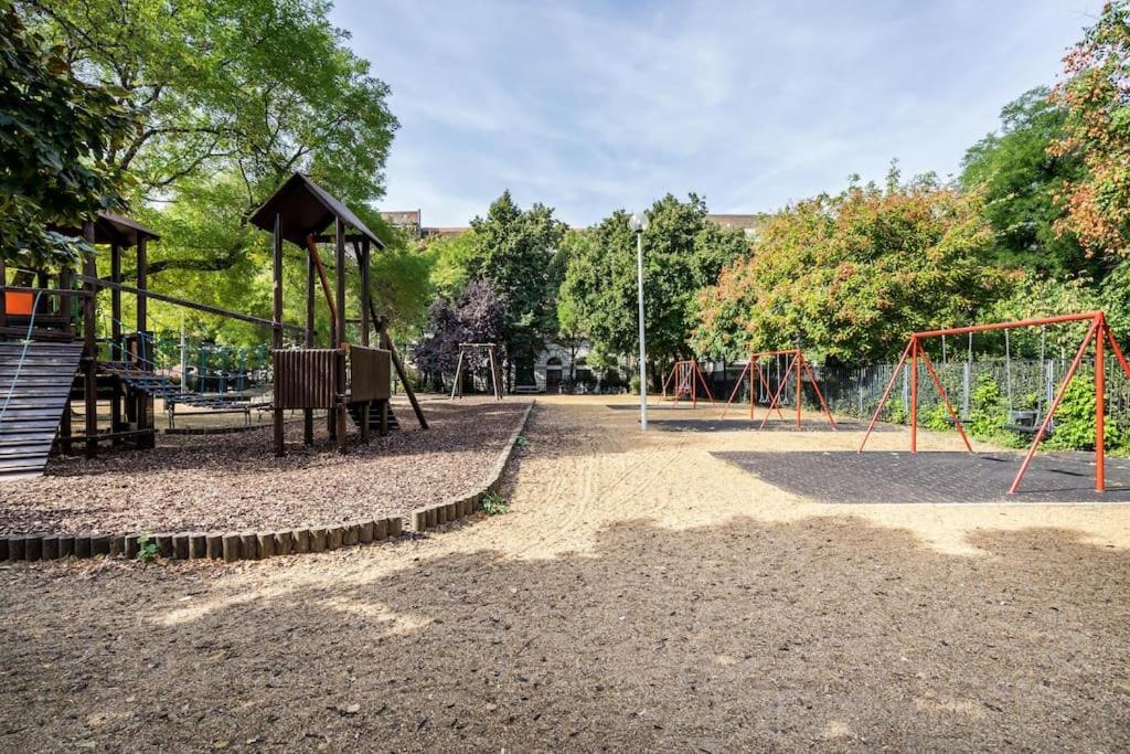 Klauzal Garden City Apartments ブダペスト エクステリア 写真